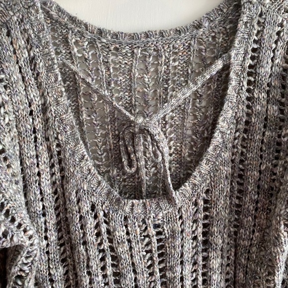 American Eagle Oversize Sweater - Picture 4 of 5